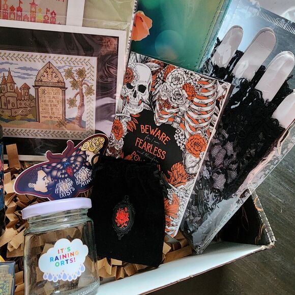 BNS Cross Stitch Sub Box Gothic Romance/Nature Elements Pattern Needle Minder - Picture 3 of 9